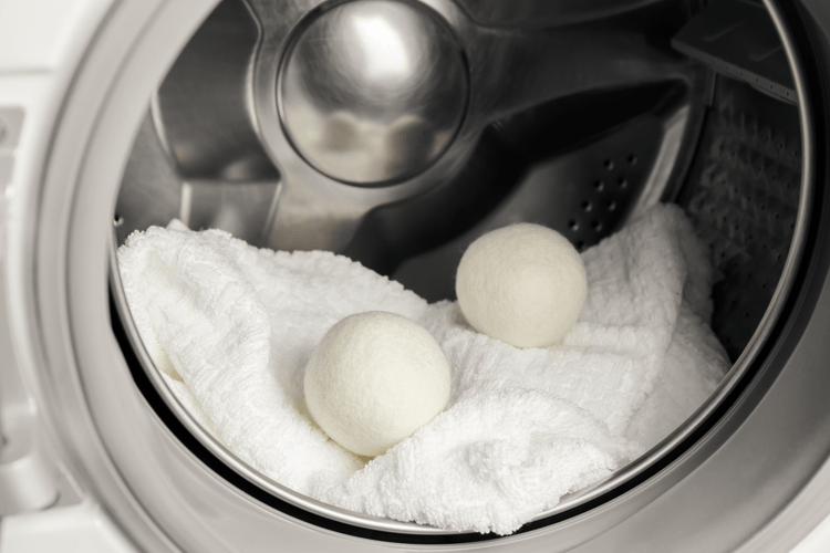Zeg vaarwel tegen je stinkende wasmachine met deze 4 tips - STEAMRS